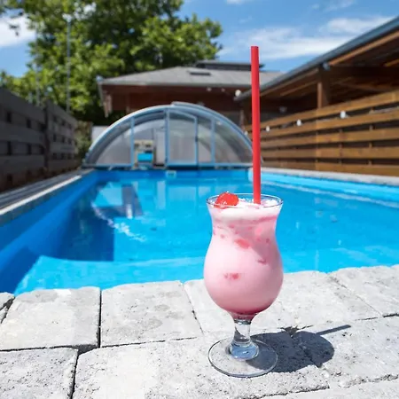 Port étterem&panzió 4* Balatonmáriafürdő