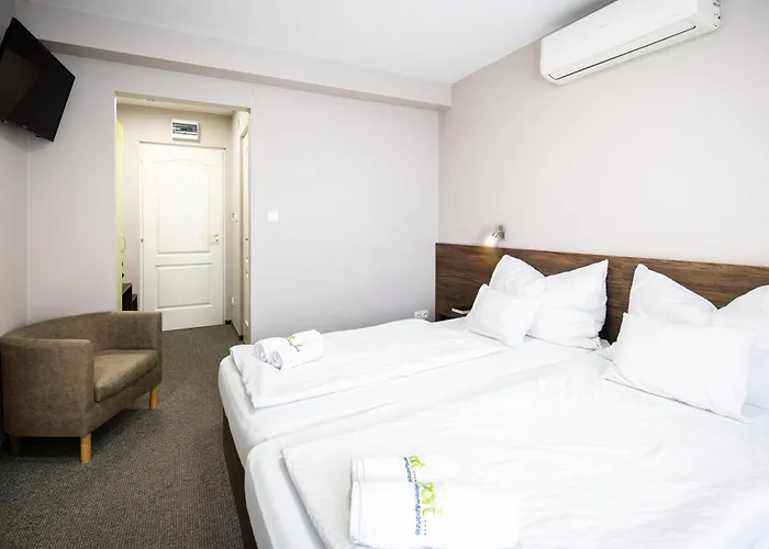 Bed & Breakfast Port Etterem&panzio Balatonmáriafürdő